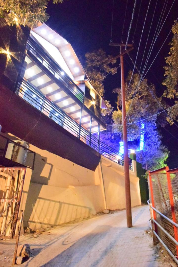 Rudhraksh Villa 4Br- Perfect Vacay Villa Mussoorie Kültér fotó