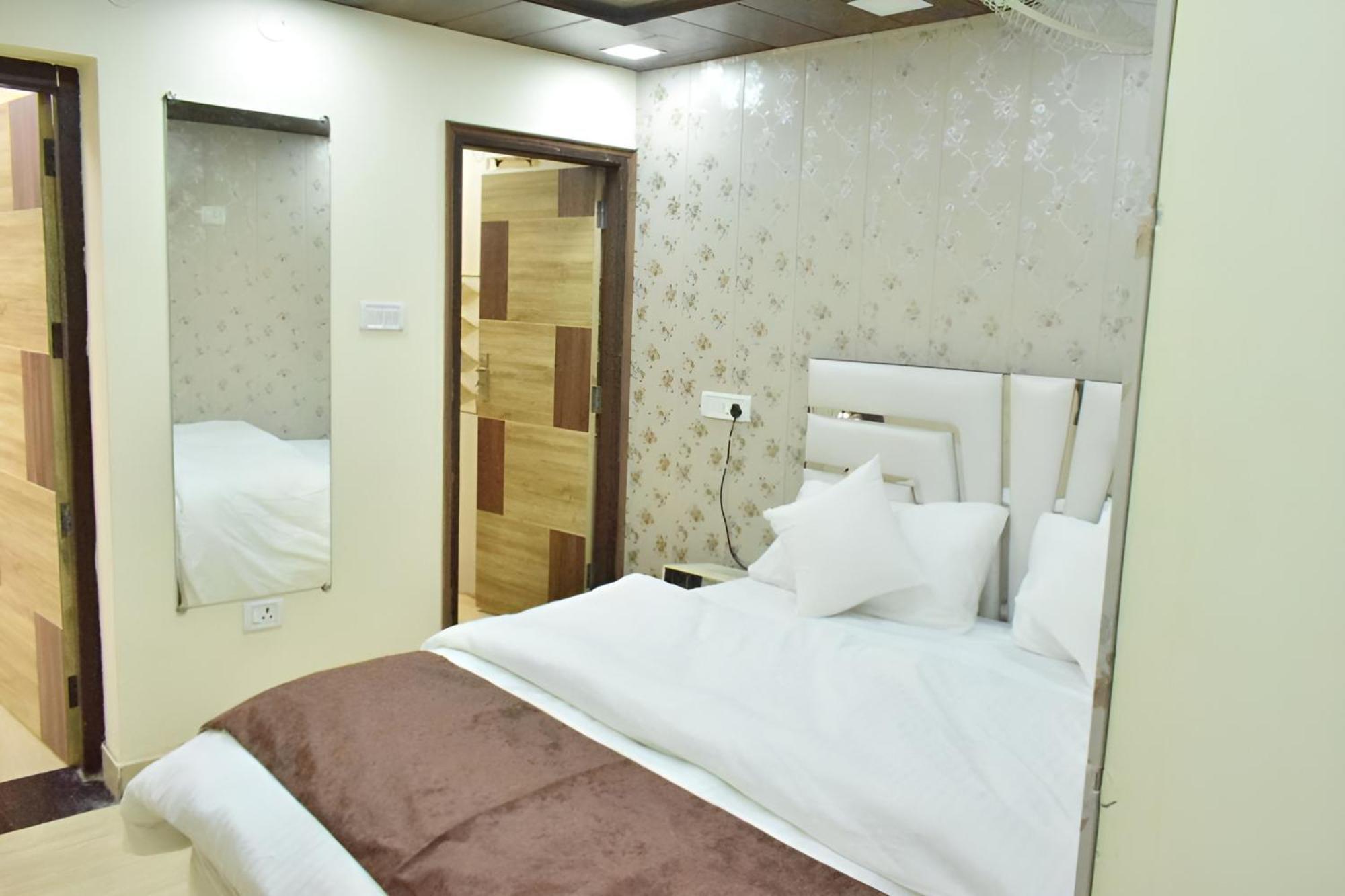 Rudhraksh Villa 4Br- Perfect Vacay Villa Mussoorie Kültér fotó